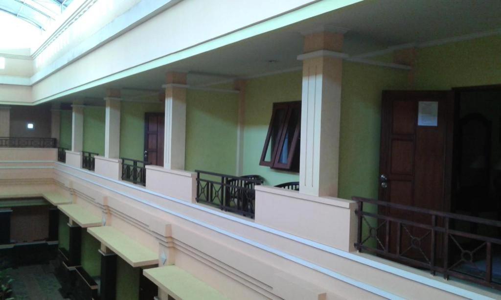 Hotel Zaitun Selaparang Lombok Buitenkant foto