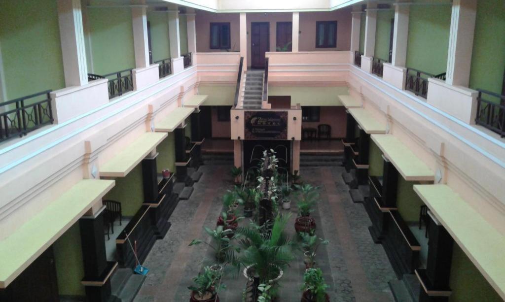 Hotel Zaitun Selaparang Lombok Buitenkant foto