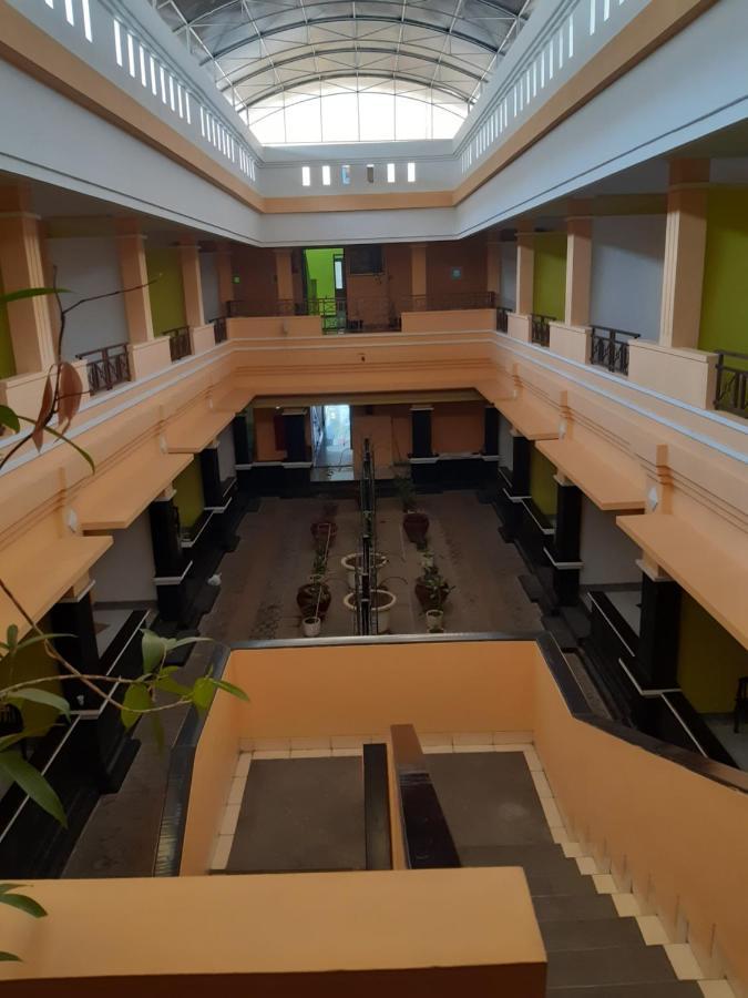 Hotel Zaitun Selaparang Lombok Buitenkant foto