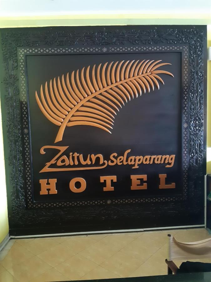 Hotel Zaitun Selaparang Lombok Buitenkant foto